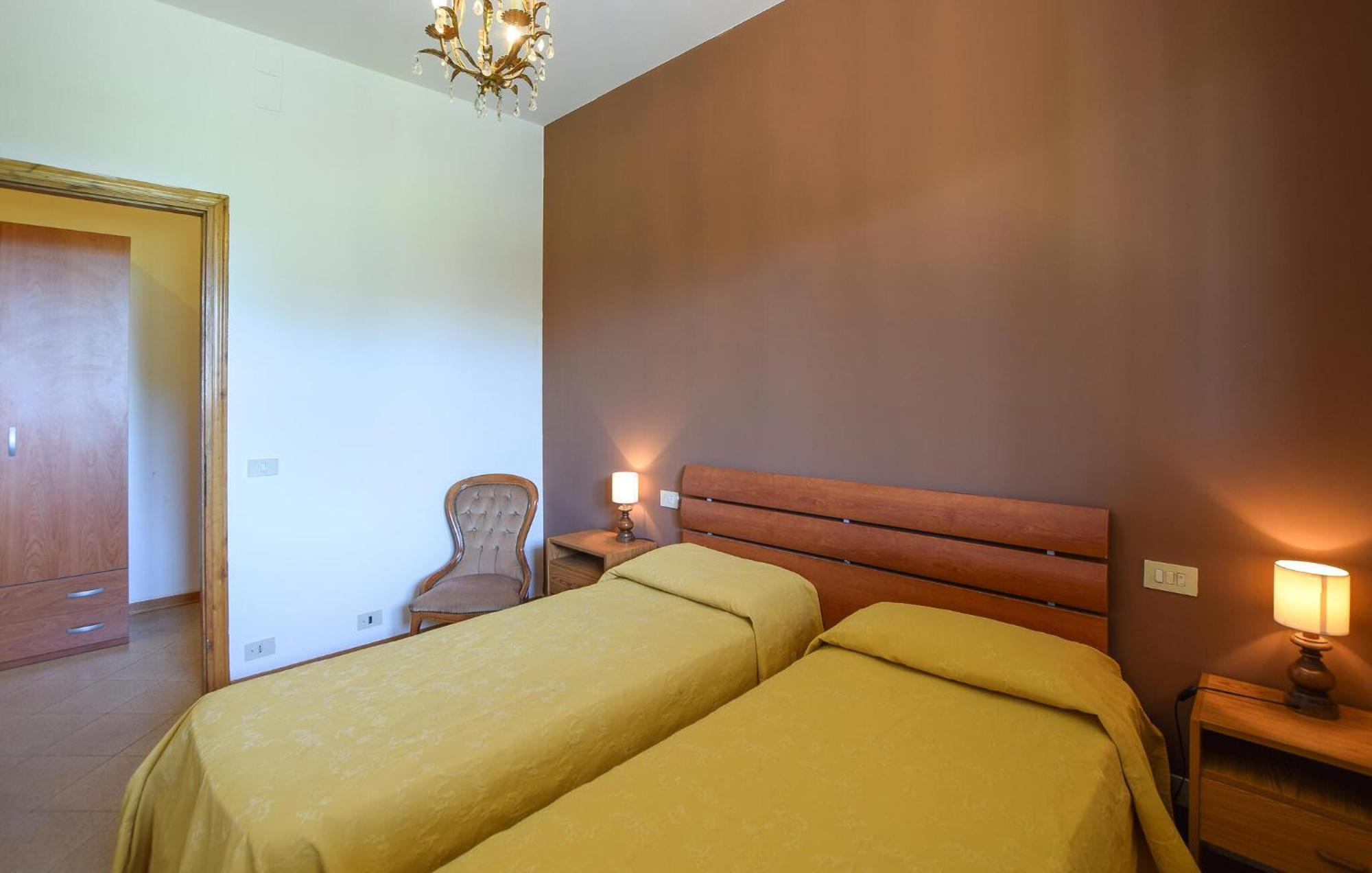 Lovely Apartment In Tuoro Sul Trasimeno With Wifi Exterior photo