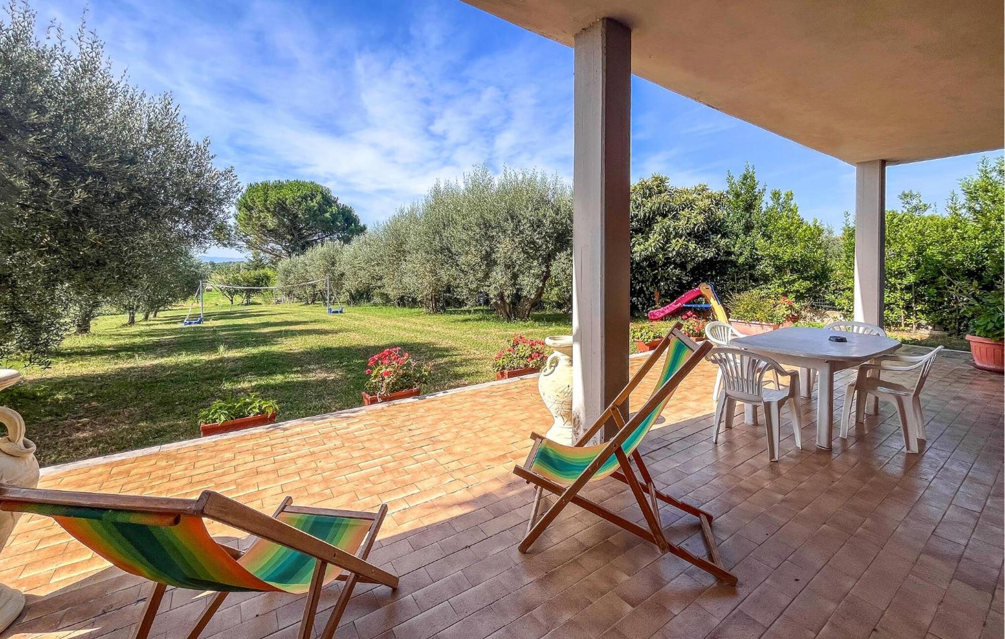 Lovely Apartment In Tuoro Sul Trasimeno With Wifi Exterior photo